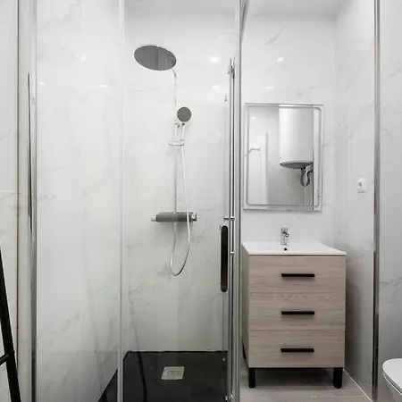 Lejlighed Modern 1-bed With Wi-fi Torremolinos